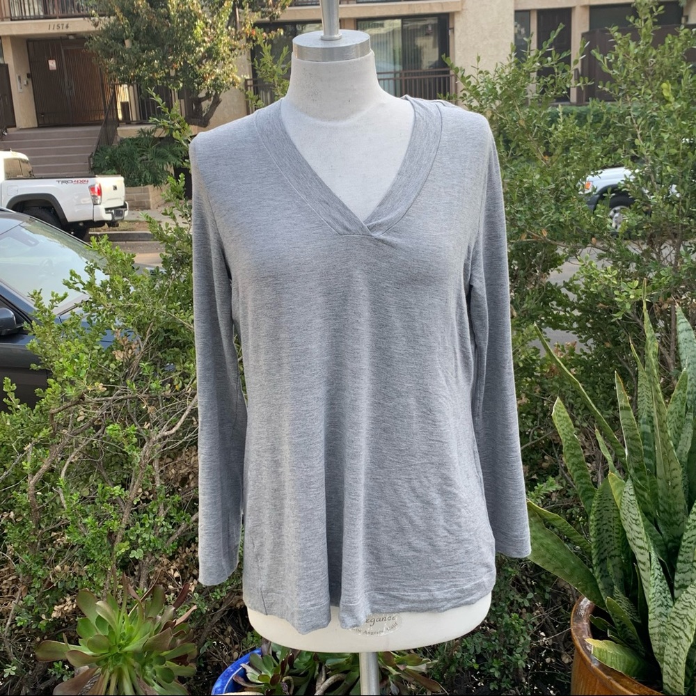 HANRO V-Neck Long Sleeve Tee Classic Design Best fabric Ever HANRO is luxury EUC